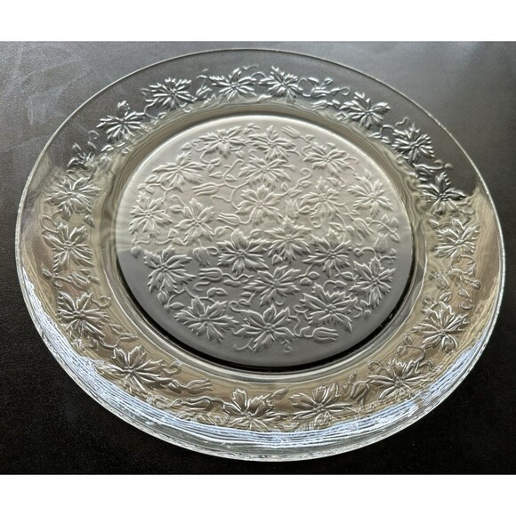 Princess House FANTASIA 13” Large Round Crystal Serving Platter Embossed Floral - Picture 3 of 6